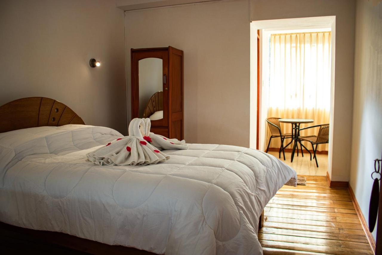 Hotel Los Laureles Calca Exterior foto